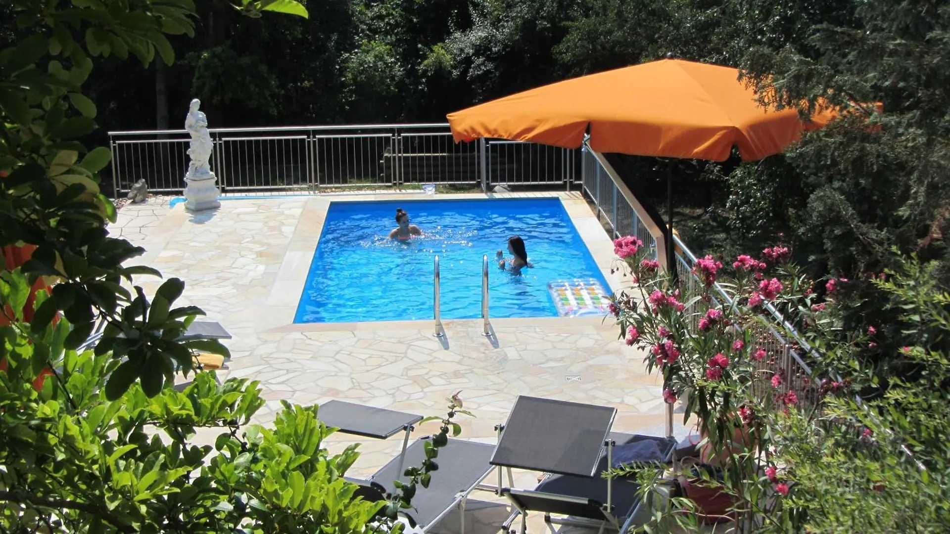 Ferienwohnung Pension Am Weinberg Mainstockheim 0*,  Germany